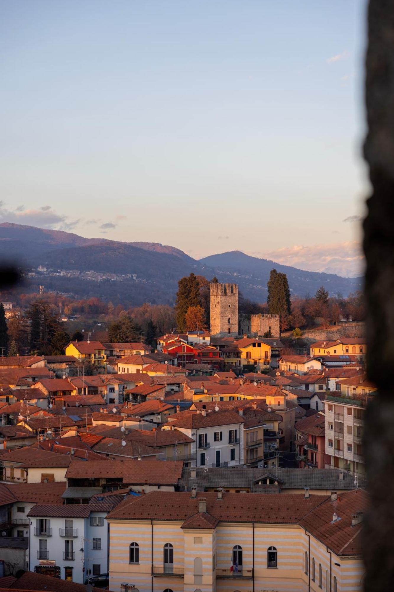 Casa Vacanze Terra Di Mezzo Invorio Inferiore Екстер'єр фото